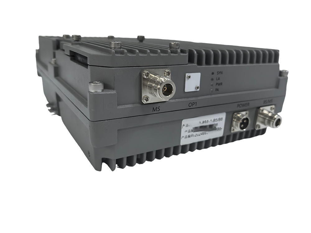  怀安三频手机信号接收器2000㎡